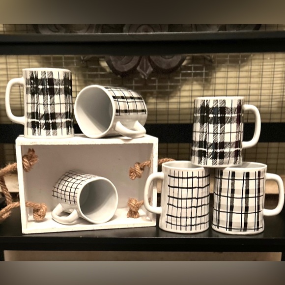 Other - NEW Set of 6 Farmhouse Black & White Plaid Ceramic Coffee Tea Cups Mugs